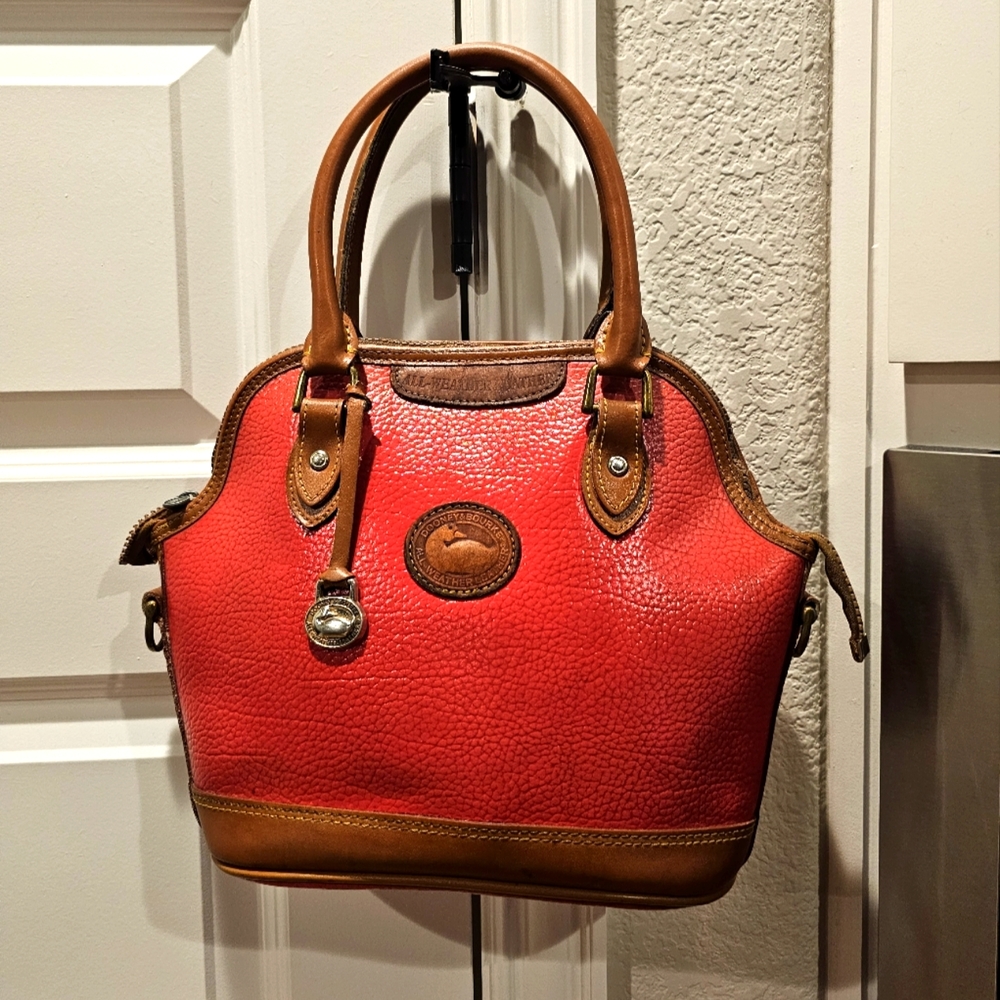 Dooney & Bourke Large Domed Pebbled Leather Handbag GUC